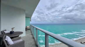 Picturesque Beachfront Condo #2903 - LOVELY 2BD and 2BA APT WITH DIRECT OCEAN VIEW